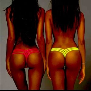 Adorable swim bottoms I have all colors all sizes